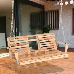 Banco Colgante de Madera con Mesa de Centro Plegable 2 Portavasos y Reposabrazos Carga 200 kg 150x75x53 cm Natural - Ogal.Es