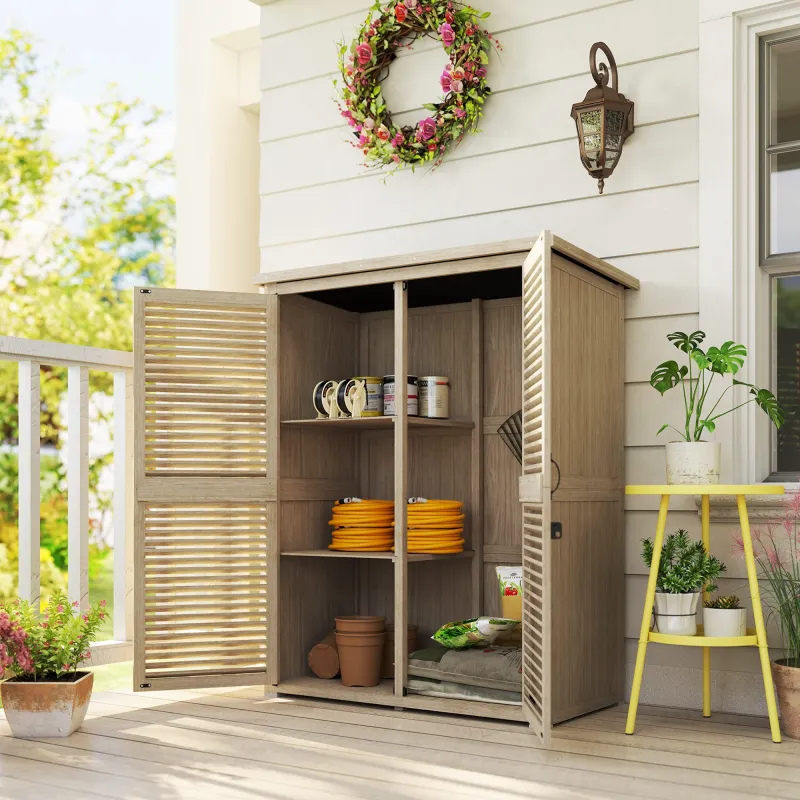 Armario de Jardín 0,83 m² 127x65x168 cm con 2 Puertas de Persiana 2 Estantes 2 Asas y Techo Impermeable Natural - Ogal.Es