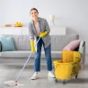 Cubo de Fregar con Escurridor Panel Separador y Ruedas Capacidad 20L para Limpieza Doméstica 45x26,5x70 cm Amarillo - Ogal.Es