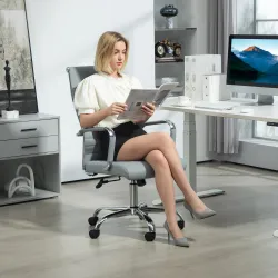 Silla de Escritorio Giratoria con Respaldo Alto Altura Ajustable Función Basculante y Reposabrazos Gris Claro - Ogal.Es