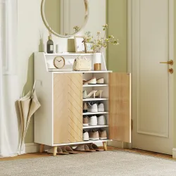 Zapatero Entrada Recibidor con 2 Puertas Estantes Ajustables y Compartimento Abierto 75x35x104 cm Blanco y Natural - Ogal.Es