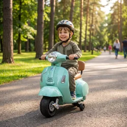 Moto Eléctrica para Niños Licencia Mini Vespa GTS 2 Ruedas Auxiliares Batería de Litio Faro Bocina Respaldo Verde - Ogal.Es